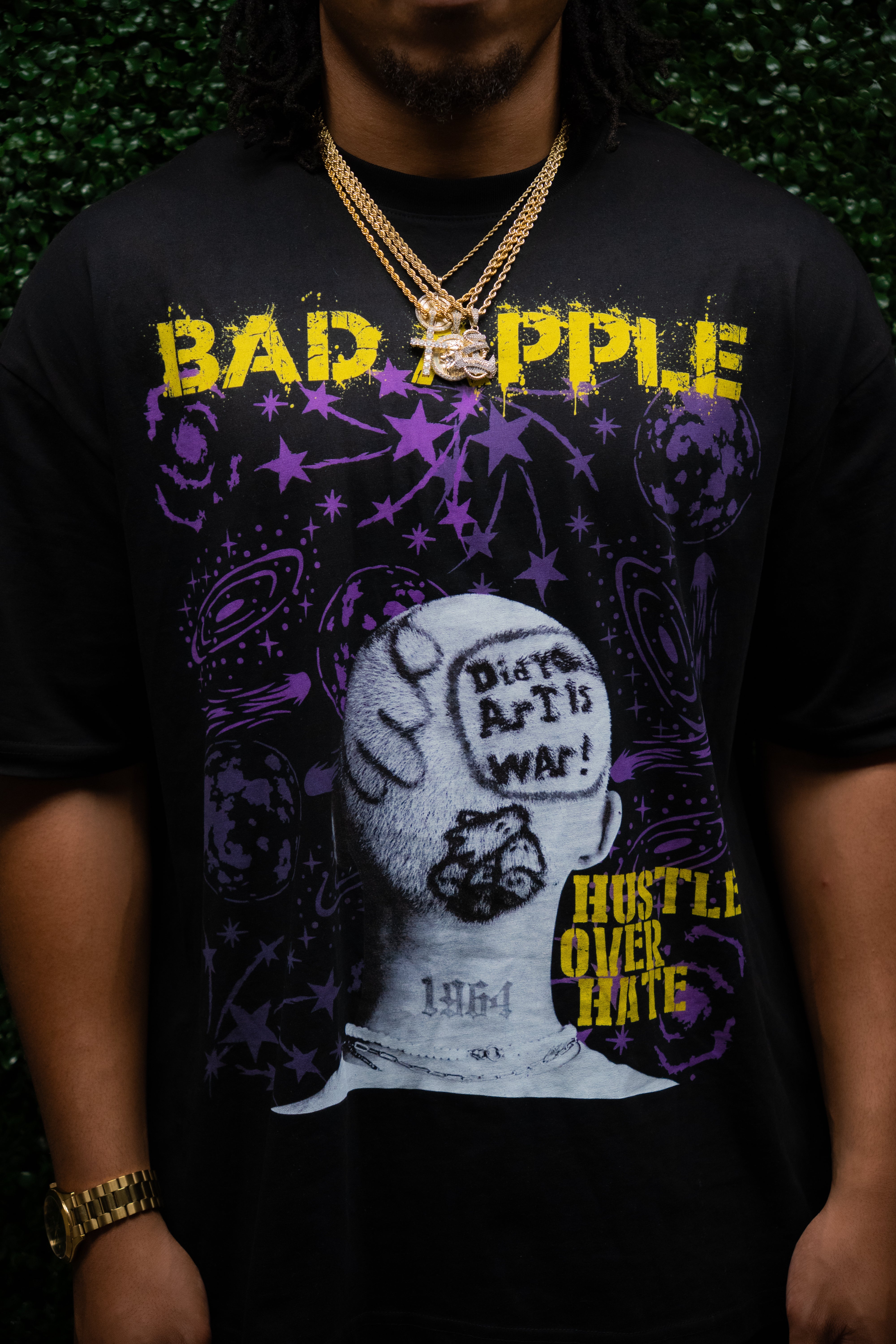 HOH Graphic Tee (Black) – Bad Apple Clothing